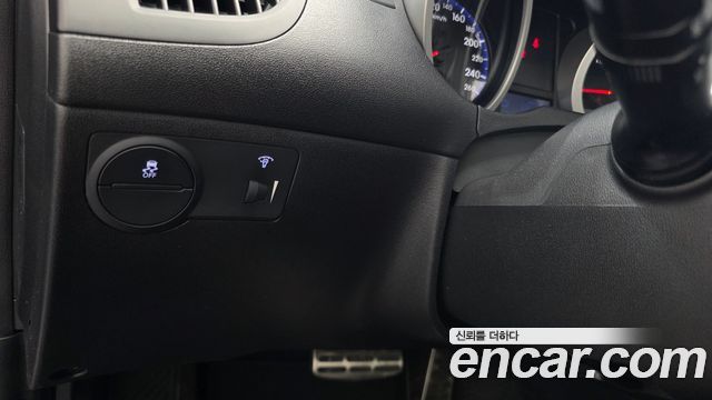 Hyundai Genesis 2009 — photo 22