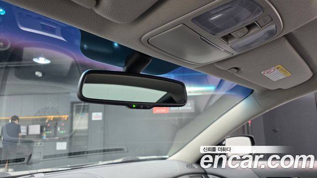 Hyundai Genesis 2009 — photo 28