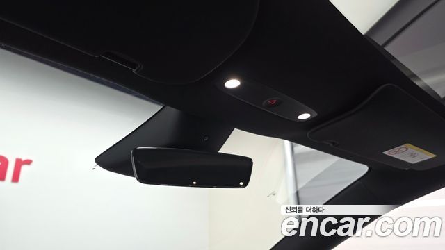 Tesla Model Y 2026 — photo 24