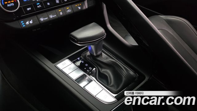 Hyundai AVANTE 2021 — photo 9