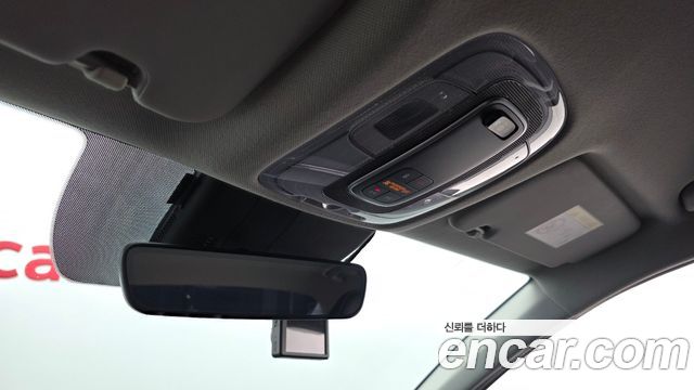 Hyundai AVANTE 2021 — photo 19
