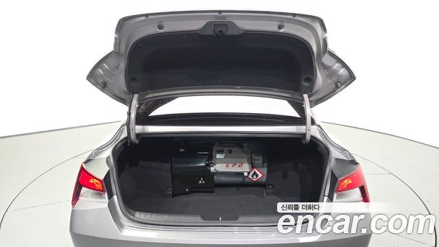 Hyundai AVANTE 2021 — photo 20