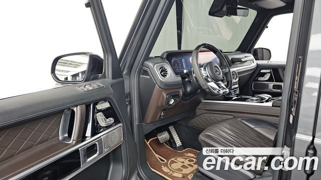 Mercedes-Benz G-Class 2019 — photo 13