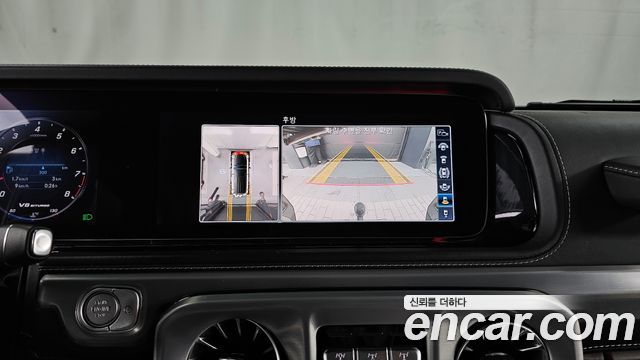 Mercedes-Benz G-Class 2019 — photo 21
