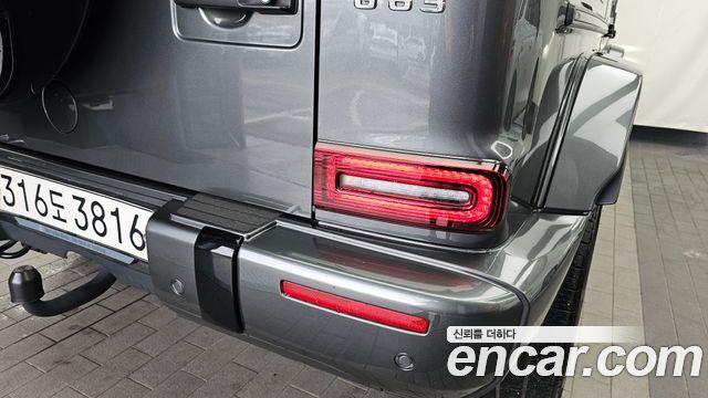 Mercedes-Benz G-Class 2019 — photo 9