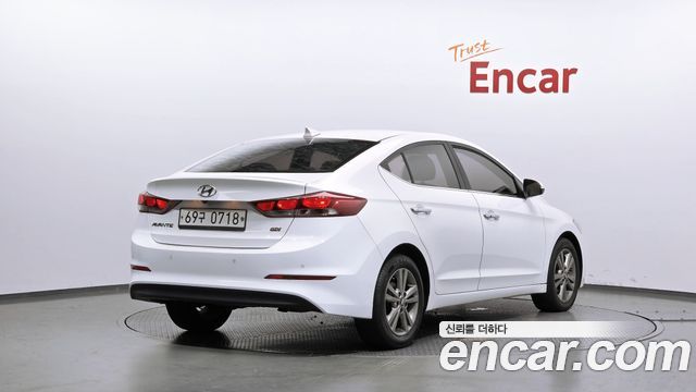 Hyundai AVANTE 2016 — photo 2