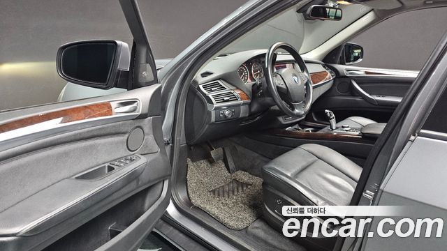 BMW X5 2009 — photo 10