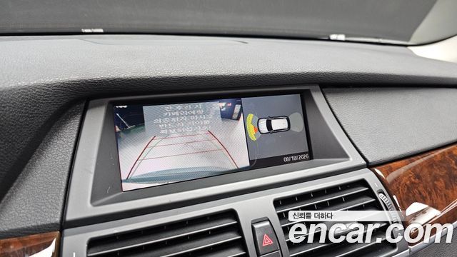 BMW X5 2009 — photo 15
