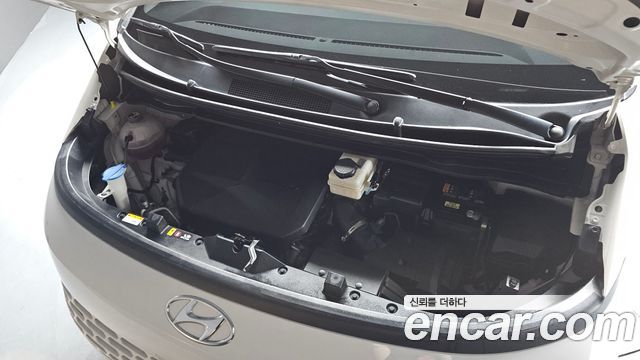 Hyundai Staria 2022 — photo 6