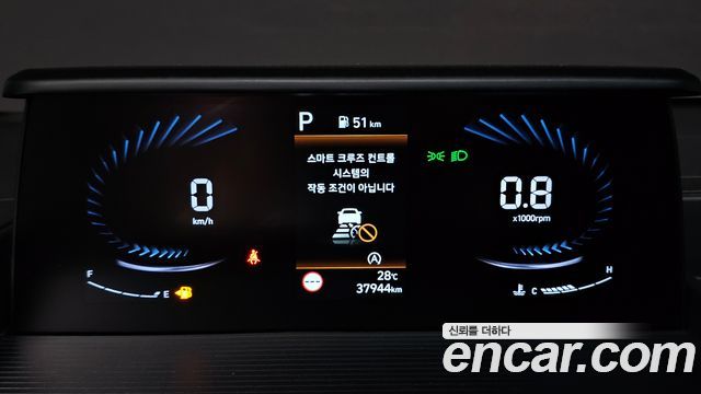 Hyundai Staria 2022 — photo 8