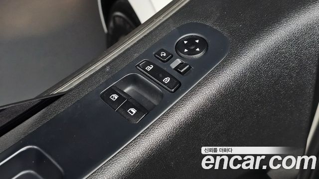 Hyundai Staria 2022 — photo 19
