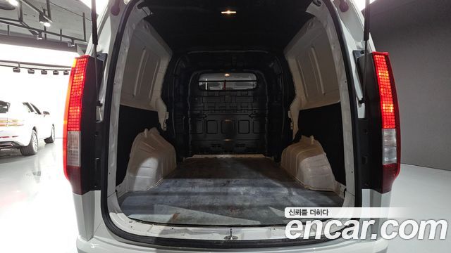 Hyundai Staria 2022 — photo 20