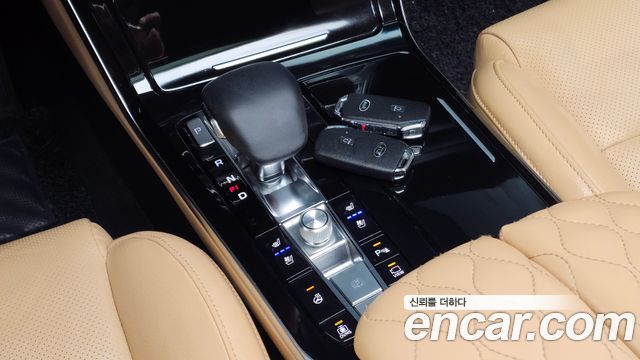 Kia K7 2020 — photo 9