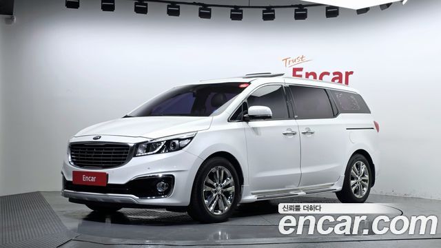 Kia Canival 2016 — photo 1