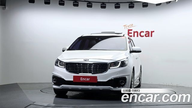 Kia Canival 2016 — photo 3
