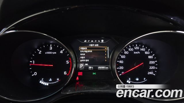 Kia Canival 2016 — photo 8