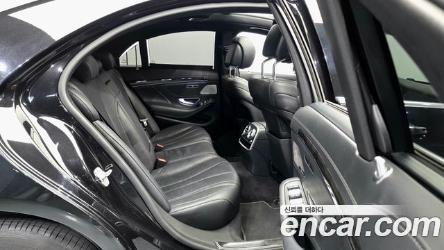 Mercedes-Benz S-Class 2016 — photo 11