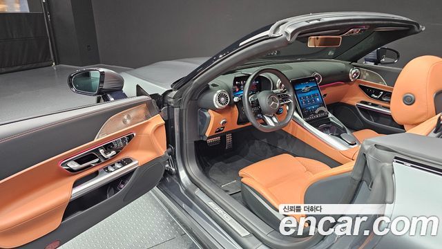 Mercedes-Benz SL-Class 2024 — photo 13
