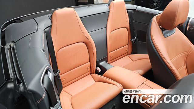 Mercedes-Benz SL-Class 2024 — photo 17
