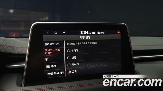 Genesis G70 2019 — photo 21