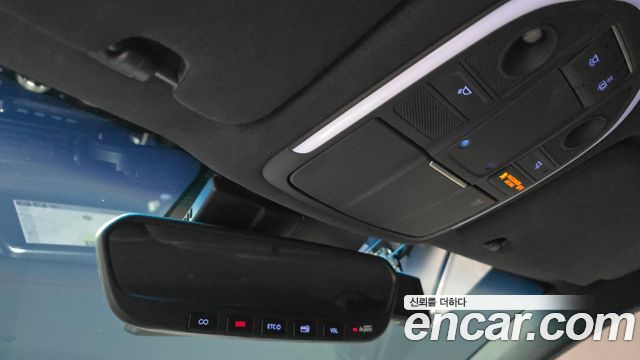 Genesis G70 2019 — photo 25