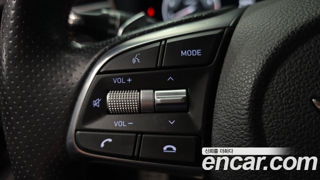 Genesis G70 2019 — photo 31