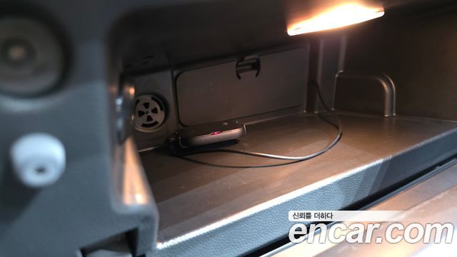 Mini Cooper 2020 — photo 34