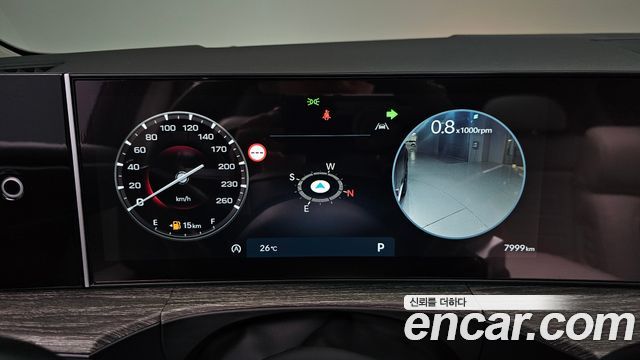 Hyundai Santafe 2025 — photo 11