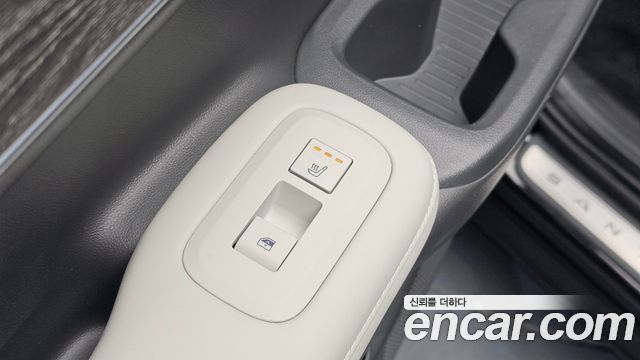 Hyundai Santafe 2025 — photo 30