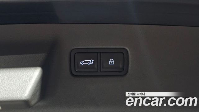 Hyundai Santafe 2025 — photo 35