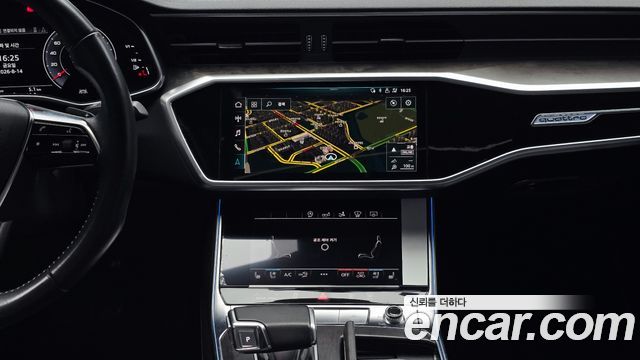 Audi A7 2020 — photo 19
