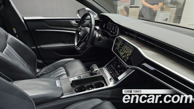 Audi A7 2020 — photo 25