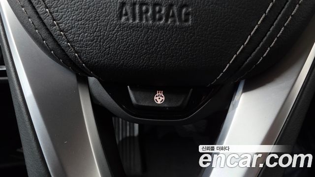 BMW 5-Series 2019 — photo 18