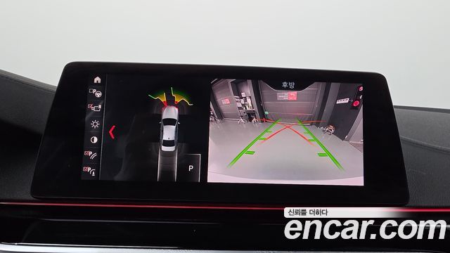 BMW 5-Series 2019 — photo 21