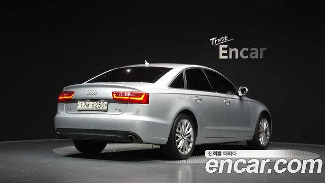 Audi A6 2012 — photo 2