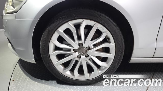 Audi A6 2012 — photo 5