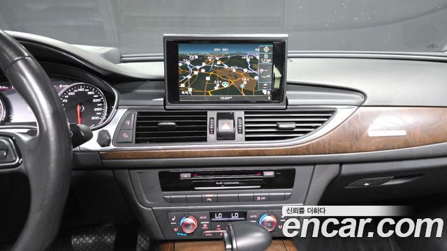 Audi A6 2012 — photo 14