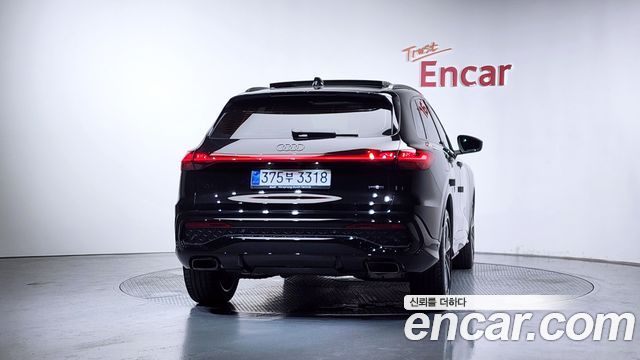 Audi Q5 2025 — photo 4
