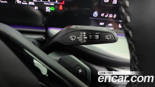 Audi Q5 2025 — photo 30