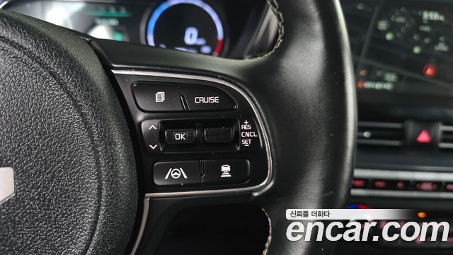 Kia Niro 2023 — photo 24