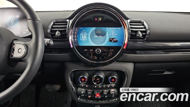 Mini Clubman 2024 — photo 15