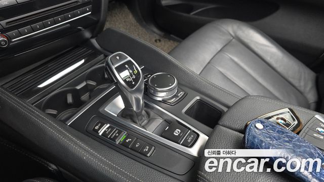 BMW X6 2017 — photo 12