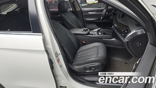 BMW X6 2017 — photo 16