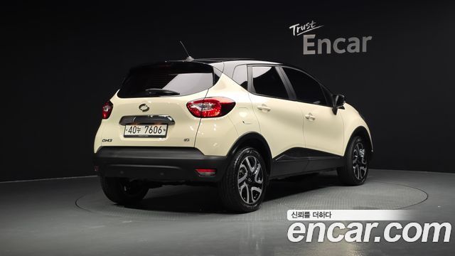 Renault Korea QM3 2017 — photo 2