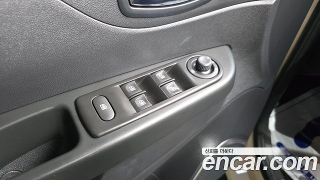 Renault Korea QM3 2017 — photo 35