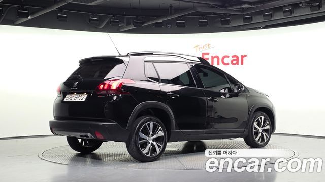 Peugeot 2008 2019 — photo 2