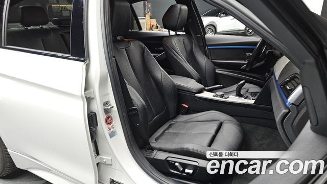 BMW 3-Series 2017 — photo 16