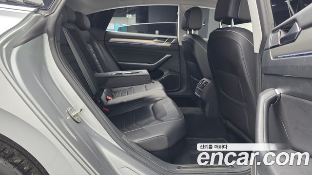 Volkswagen Arteon 2019 — photo 17