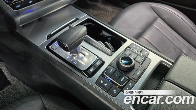 Genesis G80 2019 — photo 9