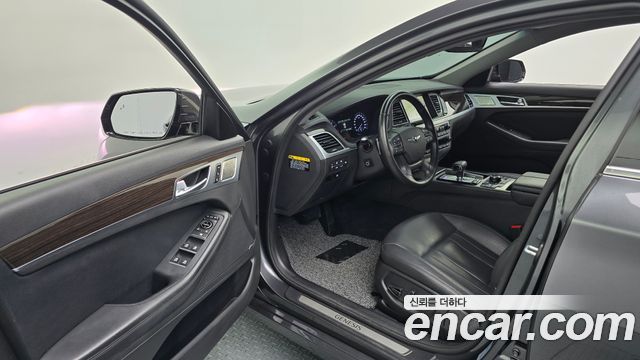 Genesis G80 2019 — photo 10